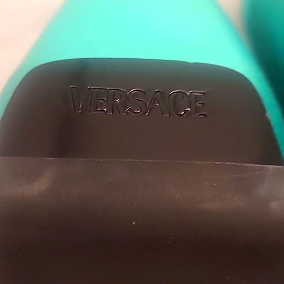Versace platform sandles new missing strap some scratches - Picture 6 of 10